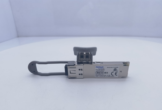 Finisar FTL4S1QE2C SWDM4 QSFP+ ตัวรับส่งสัญญาณออปติคัลสำหรับอีเธอร์เน็ต 40G ผ่าน Duplex MMF