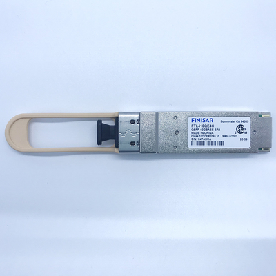 FTL410QE4C 40BASE-SR4 QSFP + Gen4 ตัวรับส่งสัญญาณออปติคัลสำหรับการฝ่าวงล้อมไปยัง 4 X 10GBASE-SR Ethernet