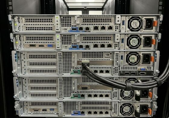 Mellanox MCX75310AAS-NEAT ConnectX-7 400Gb/s NDR InfiniBand Single Port OSFP PCIe 5.0 x16 การ์ดเครือข่ายสําหรับ AI Server