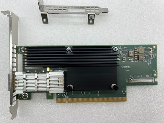 Mellanox MCX653105A-HDAT ConnectX-6 VPI 200G HDR IB 200GbE Single QSFP56 PCIe4.0 NIC การใช้งานของเครื่องออนไลน์